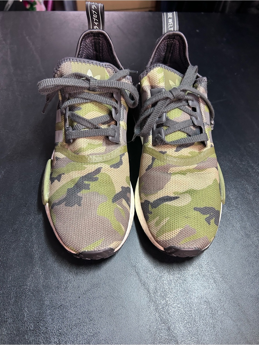 adidas NMD_R1 Camo Men’s Size 9 Green Black White Boost Sneakers G27568